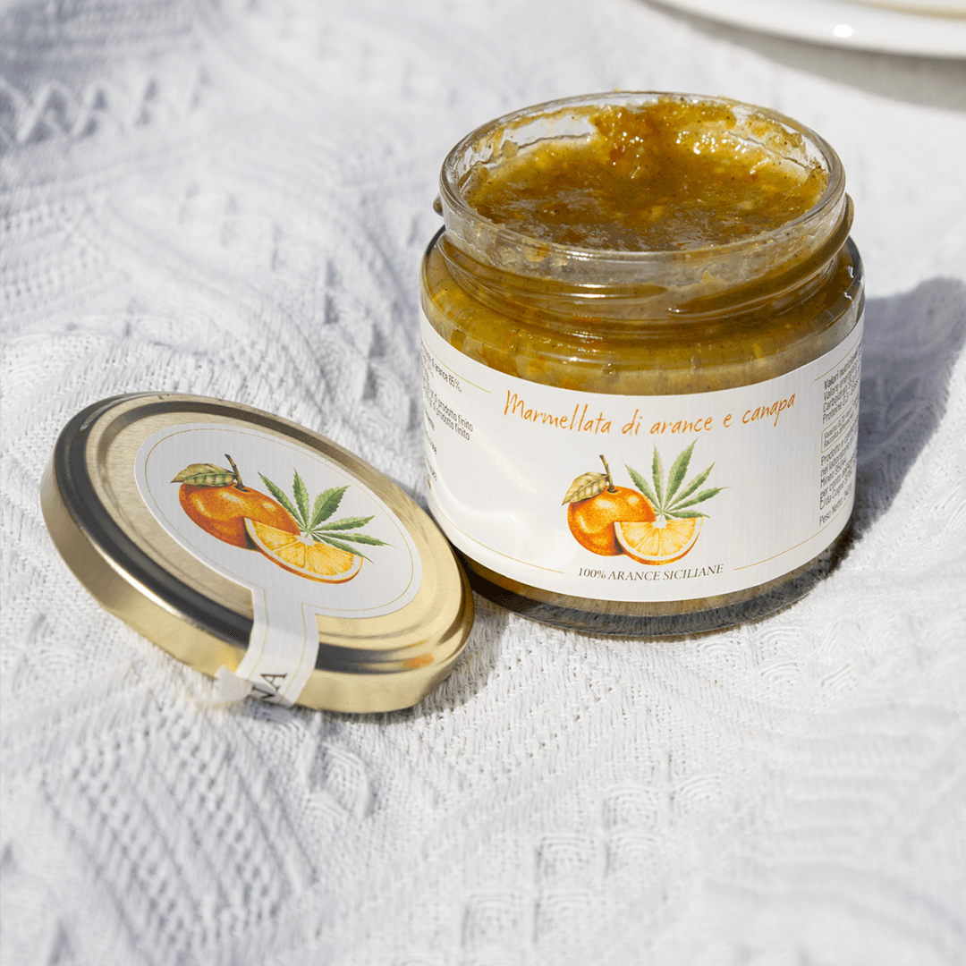 IMG_2256 Marmellata Artigianale di Arance e Farina di Canapa Light 240g - immagine 1